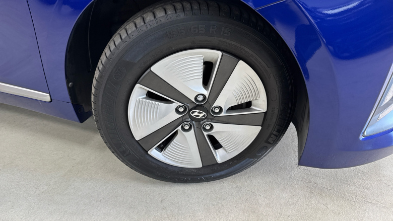 Hyundai IONIQ 1.6 GDi Hybrid SE Connect 5dr DCT Hybrid Hatchback